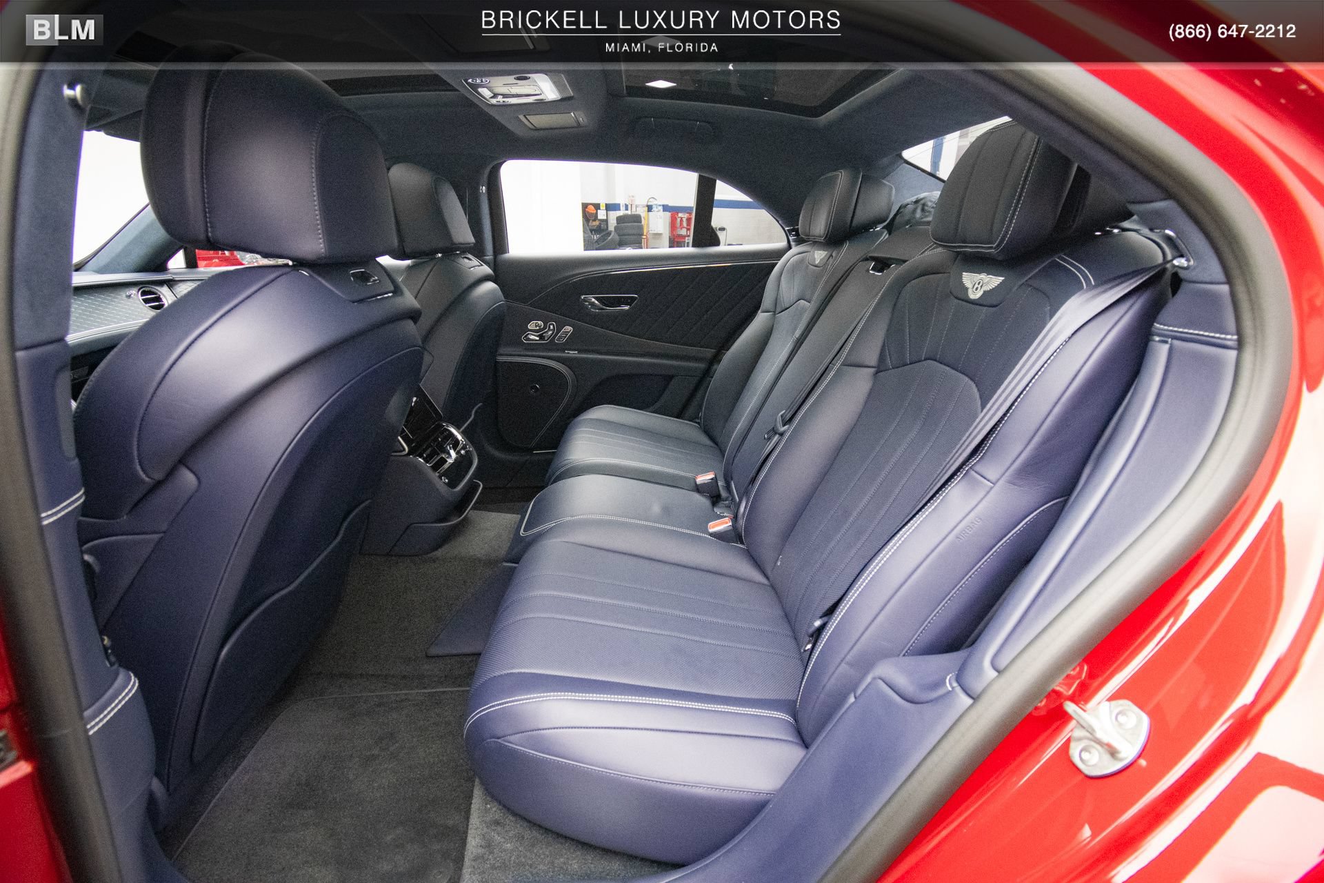 Used 2024 Bentley Flying Spur V8 AWD/4WD image 32