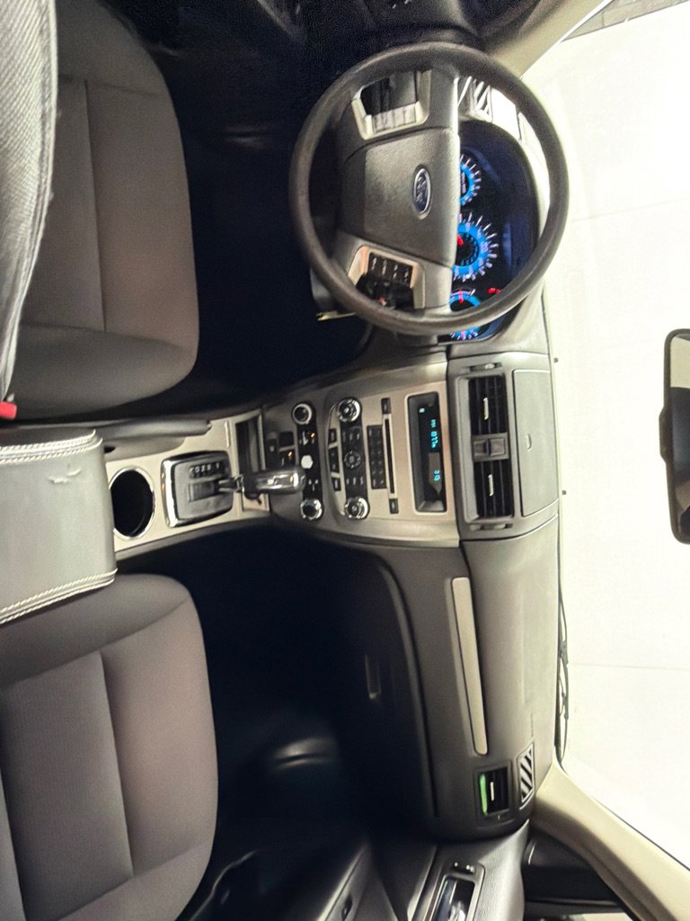 Used 2011 Ford Fusion SE w/ 202A Rapid Spec Order Code FWD image 25
