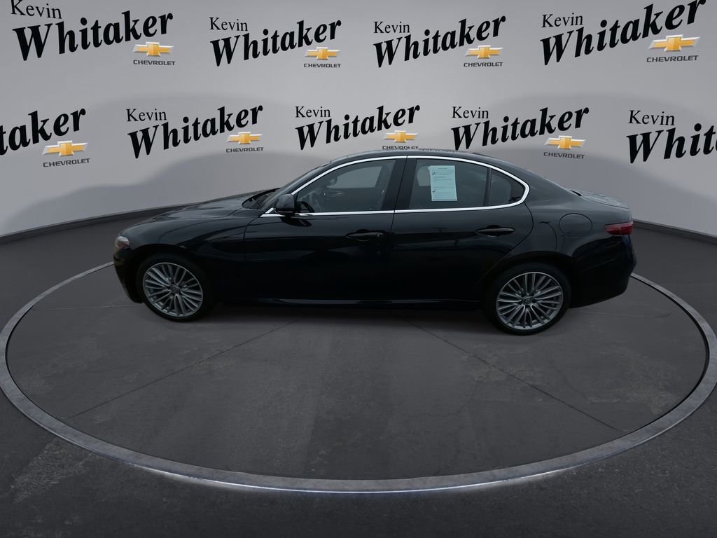 Used 2020 Alfa Romeo Giulia Ti w/ Quick Order Package 22X Lusso AWD/4WD image 5