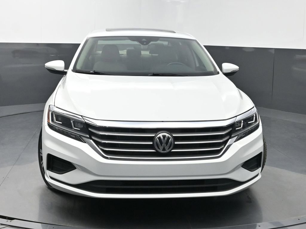 Used 2020 Volkswagen Passat 2.0T SEL image 39
