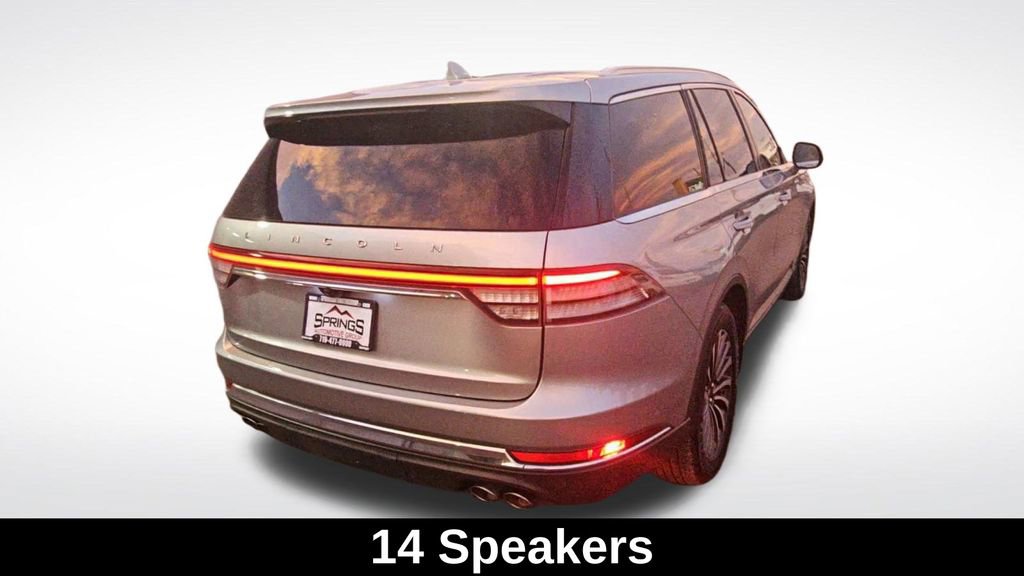 Used 2020 Lincoln Aviator Reserve w/ Equipment Group 201A image 8