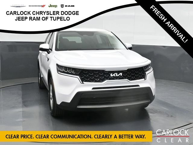 Used 2023 Kia Sorento LX FWD image 6