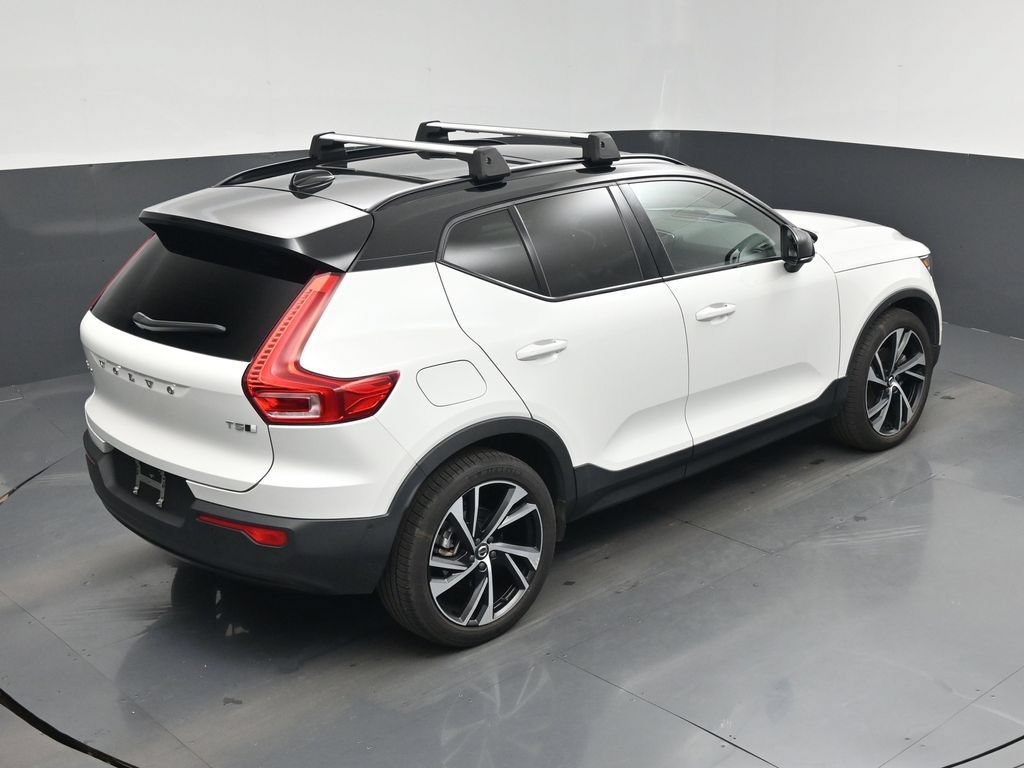 Used 2022 Volvo XC40 T5 R-Design AWD/4WD image 24