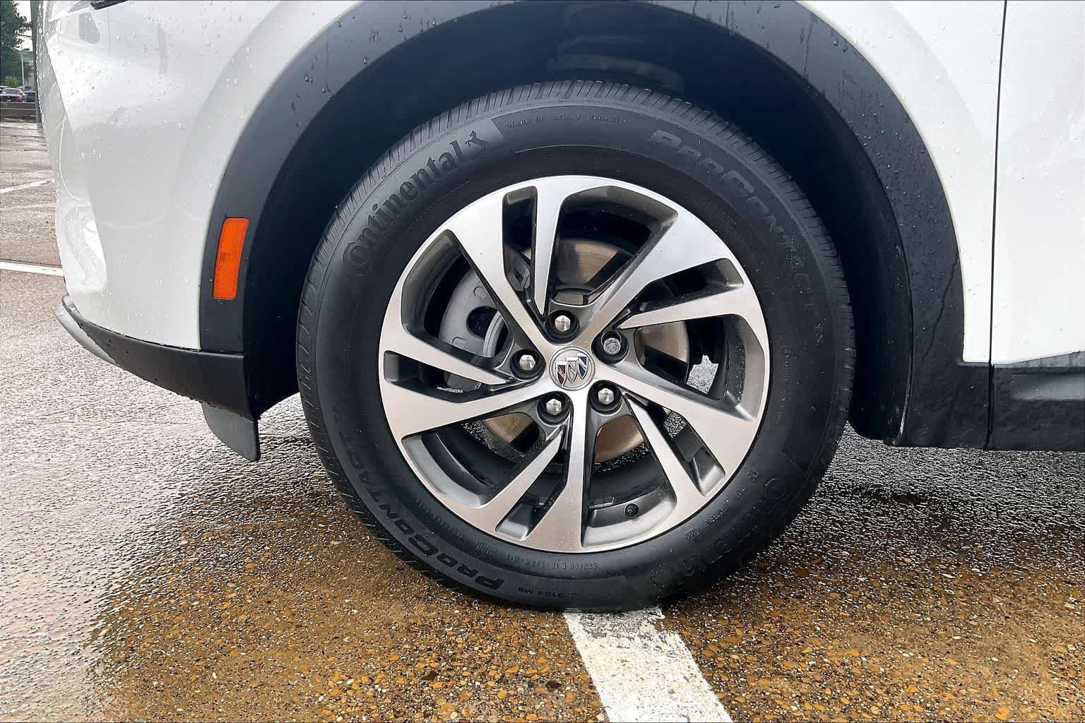 Used 2023 Buick Envision Essence FWD image 8