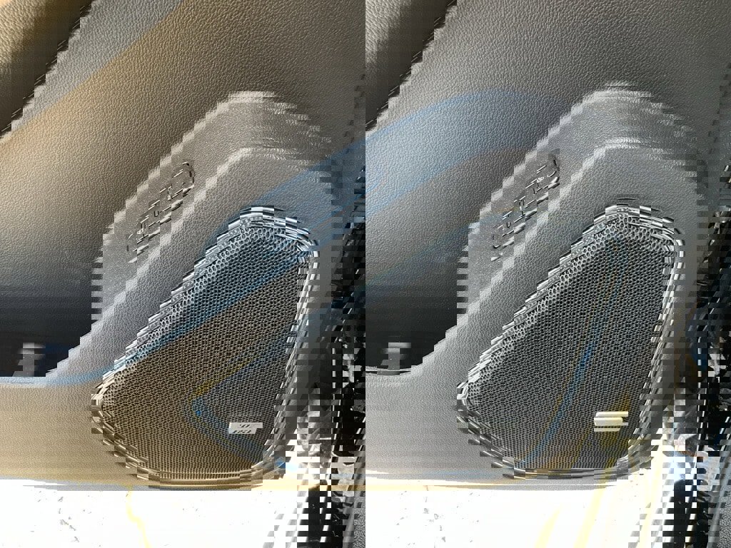 Used 2019 Chevrolet Tahoe LT w/ Luxury Package image 5