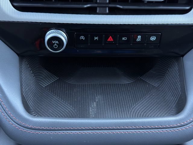 Used 2026 Ford Explorer Active RWD image 19