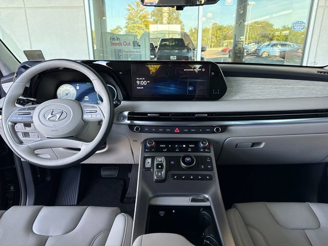 Used 2024 Hyundai Palisade Calligraphy image 12