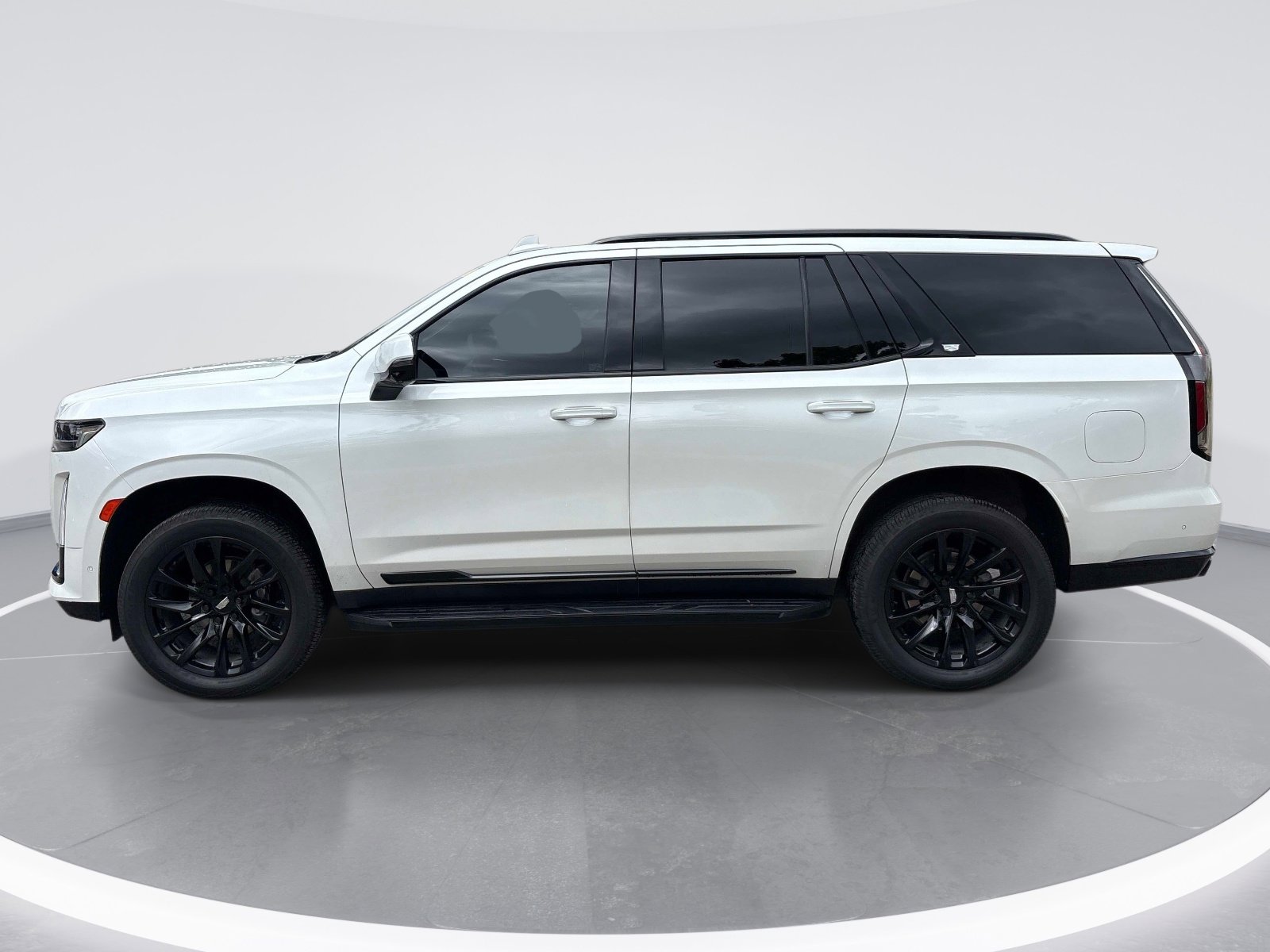 Used 2022 Cadillac Escalade Sport w/ Touring Package AWD/4WD image 5