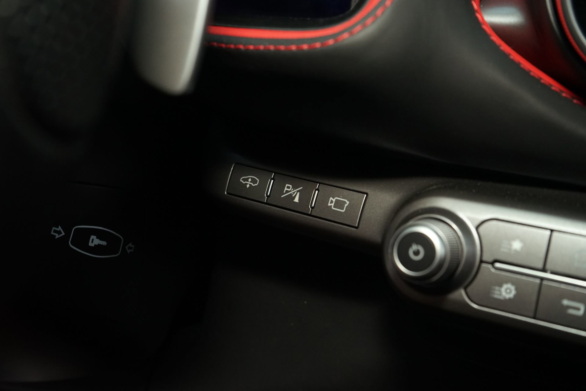 Used 2019 Ferrari 812 Superfast image 24