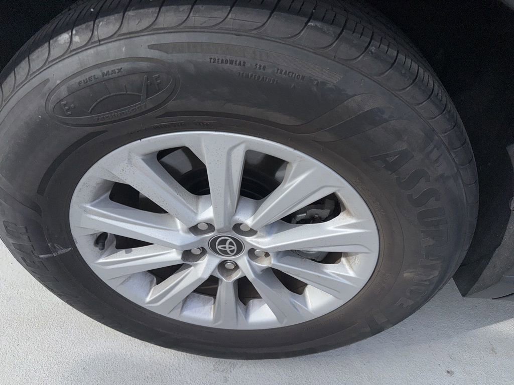 Used 2024 Toyota Grand Highlander XLE image 7