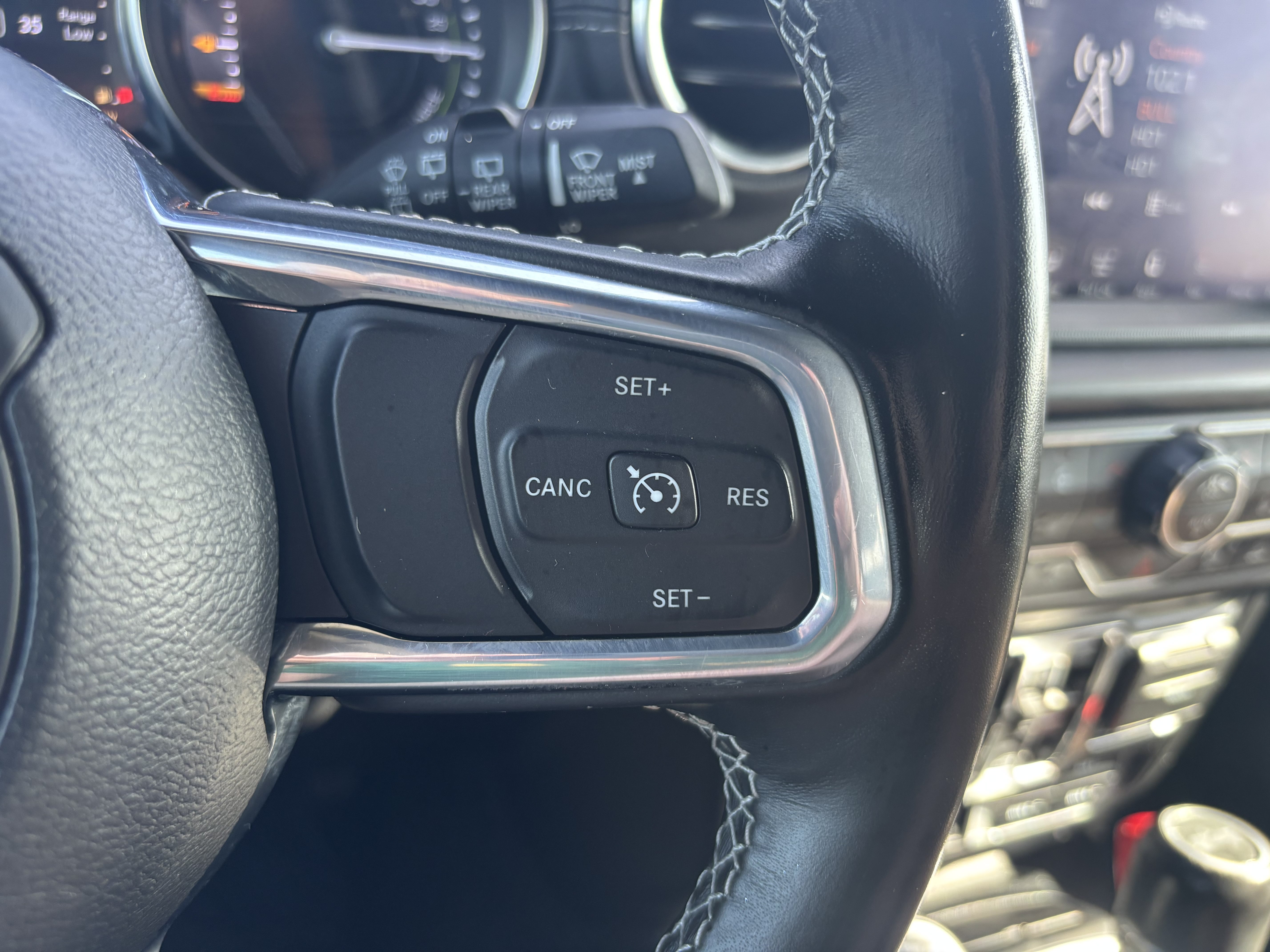 Used 2021 Jeep Wrangler Unlimited Sahara w/ Cold Weather Group AWD/4WD image 21