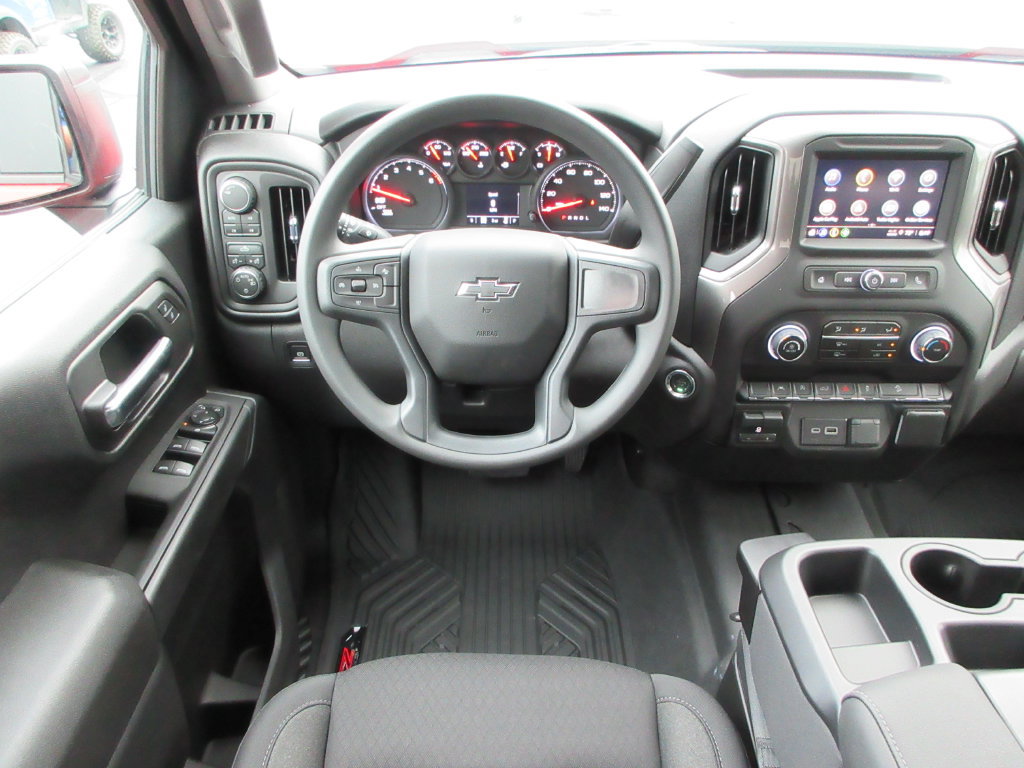 New 2026 Chevrolet Silverado 1500 Custom Trail Boss w/ LPO, Dark Essentials Package AWD/4WD image 17