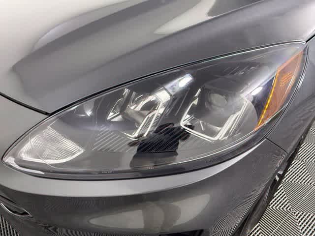 Used 2021 Ford Escape SE w/ SE Sport Appearance Package FWD image 11
