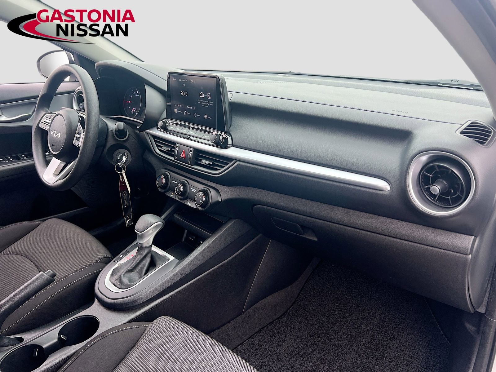 Used 2023 Kia Forte LXS image 34