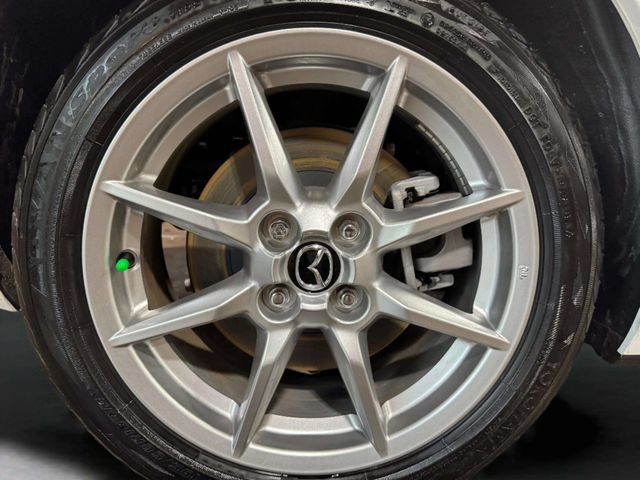 Used 2017 MAZDA MX-5 Miata Sport RWD image 21