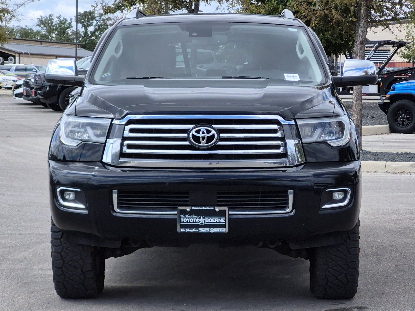Used 2018 Toyota Sequoia Platinum RWD image 8