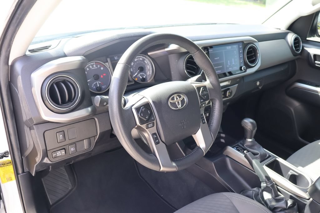 Certified 2022 Toyota Tacoma SR5 w/ Technology Package RWD image 15