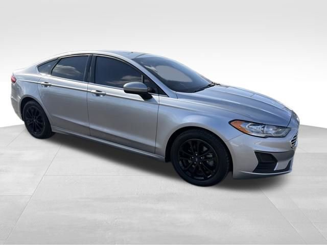 Used 2020 Ford Fusion SE image 10