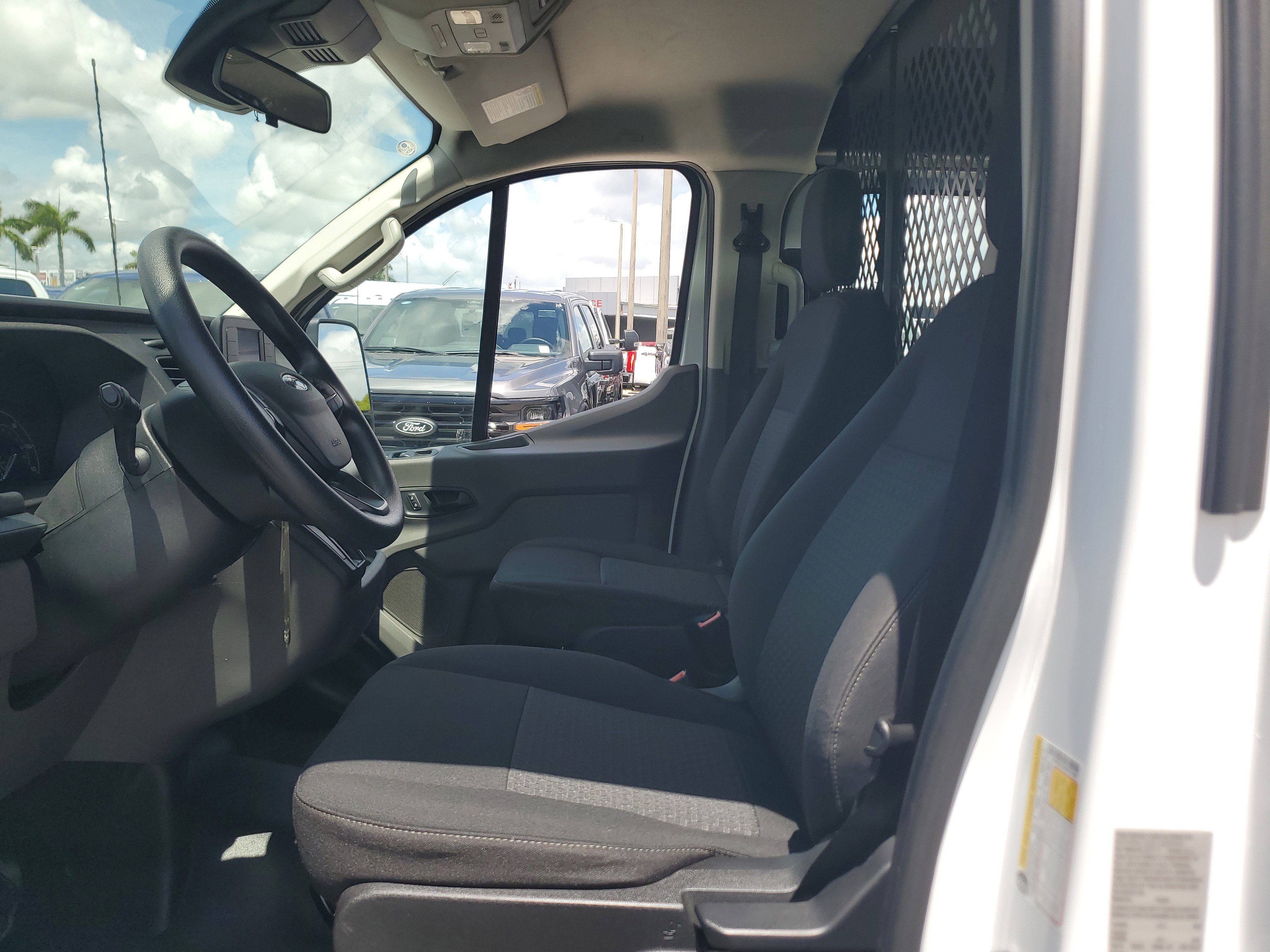 Used 2024 Ford Transit 250 Low Roof w/ Exterior Upgrade Package image 10