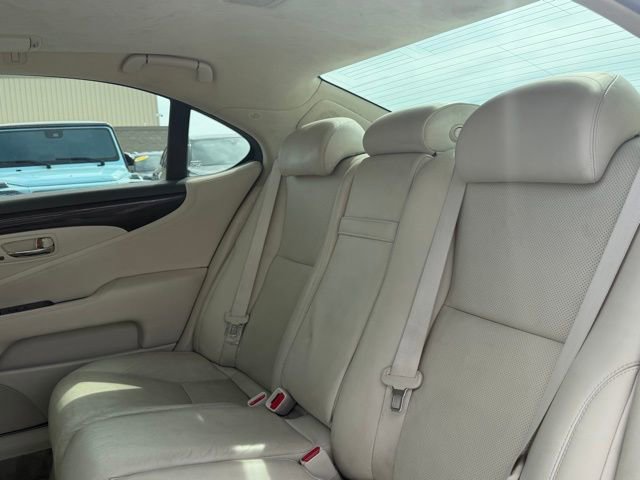 Used 2008 Lexus LS 460 L image 21