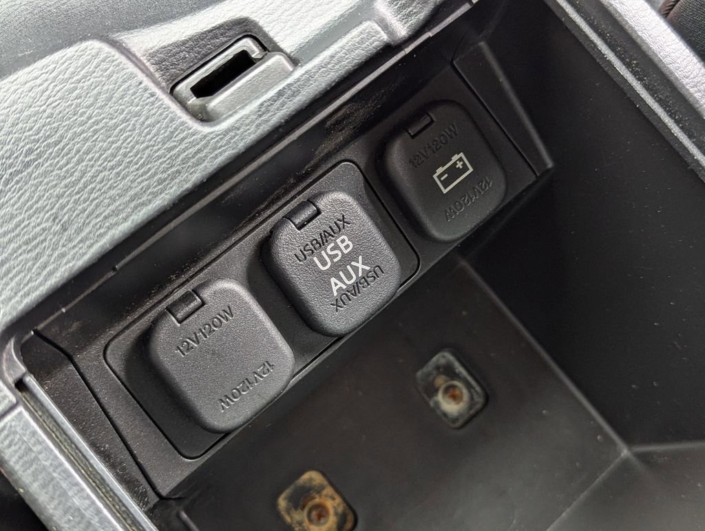 Used 2014 MAZDA MAZDA3 i Sport FWD image 20