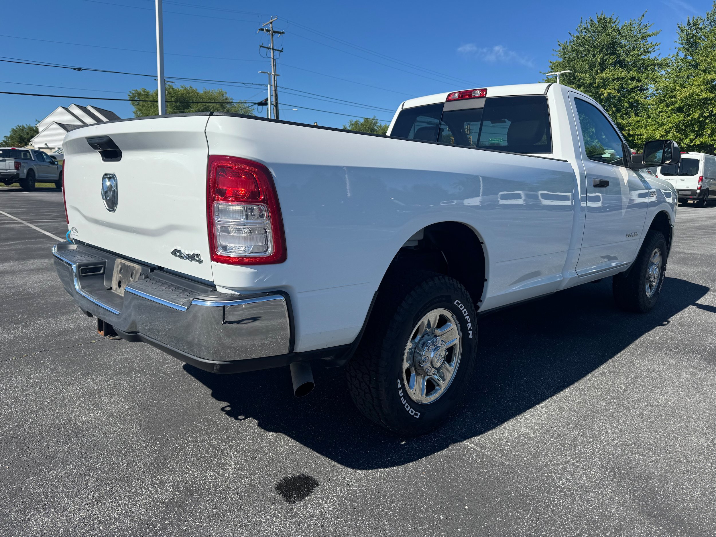 Used 2020 RAM 2500 Tradesman w/ Chrome Appearance Group AWD/4WD image 3