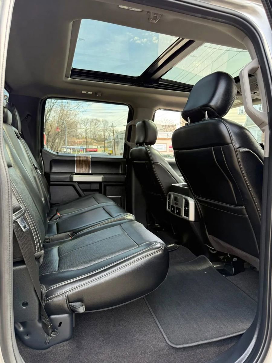 Used 2020 Ford F150 Lariat w/ Equipment Group 502A Luxury AWD/4WD image 13