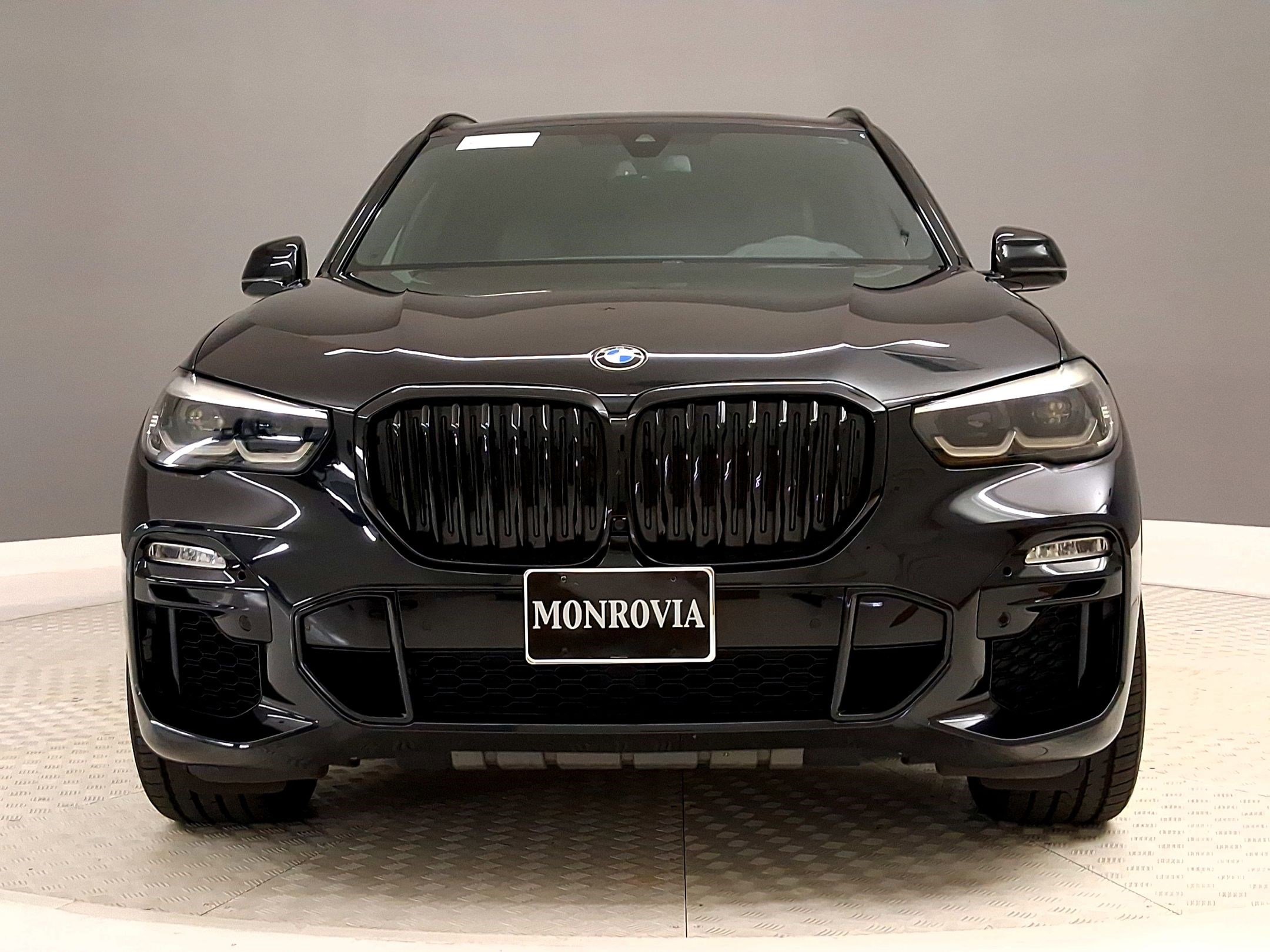 Used 2020 BMW X5 sDrive40i w/ M Sport Package RWD image 4
