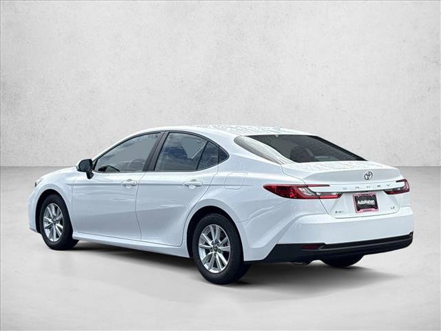 Used 2025 Toyota Camry LE w/ Convenience Package FWD image 5