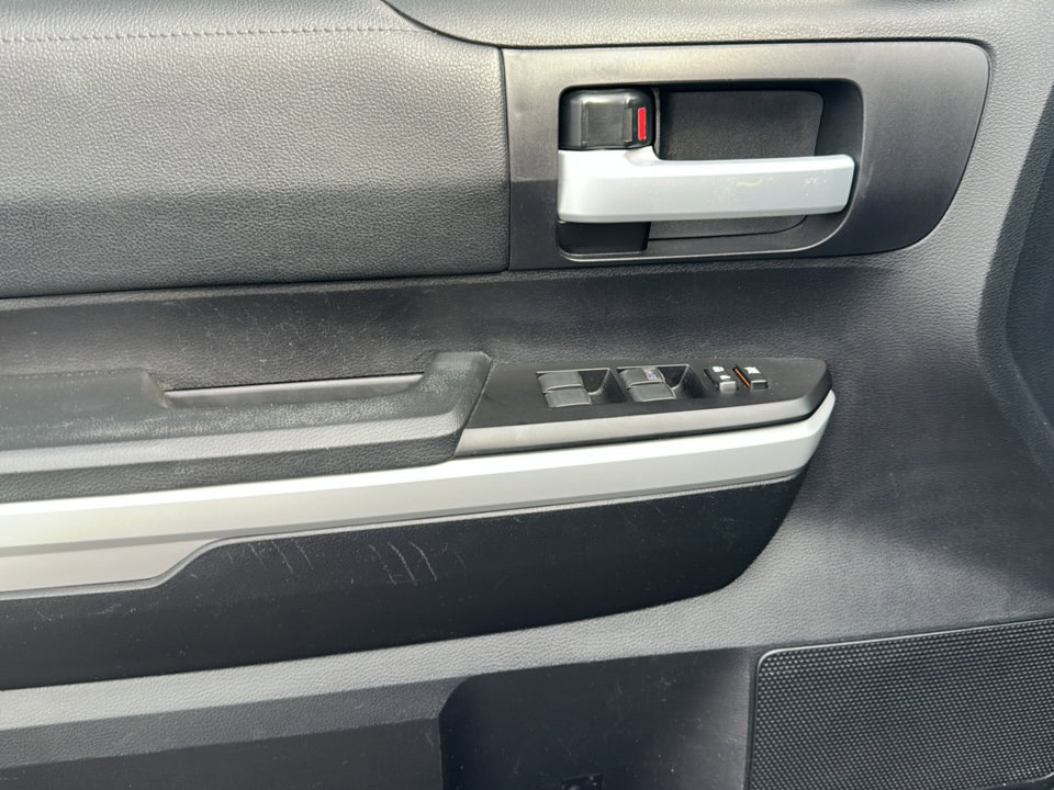 Used 2020 Toyota Tundra SR5 w/ SR5 Leather Package image 16