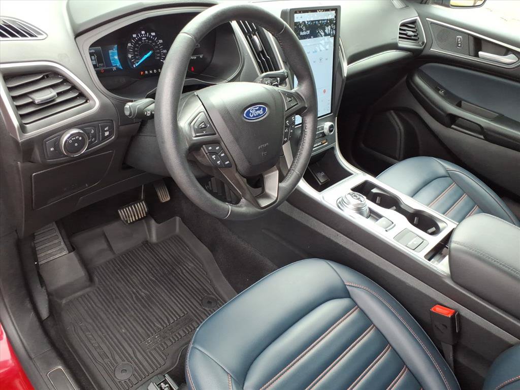Used 2022 Ford Edge SEL w/ Sport Appearance Package AWD/4WD image 6