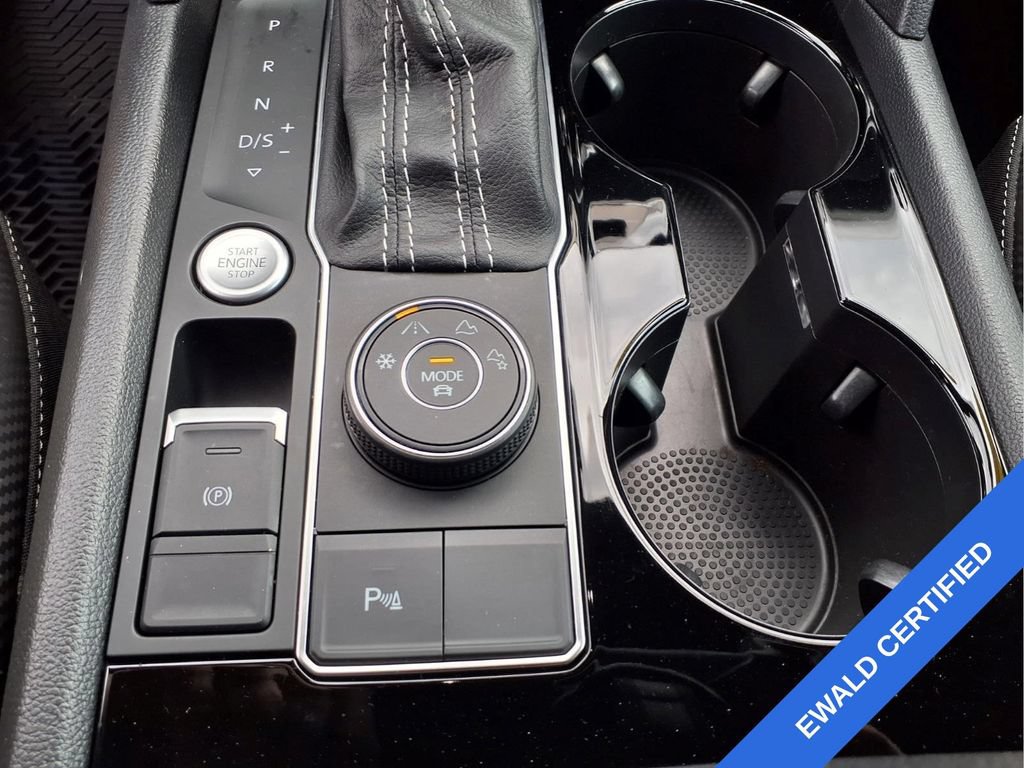 Used 2023 Volkswagen Atlas Cross Sport SEL AWD/4WD image 23