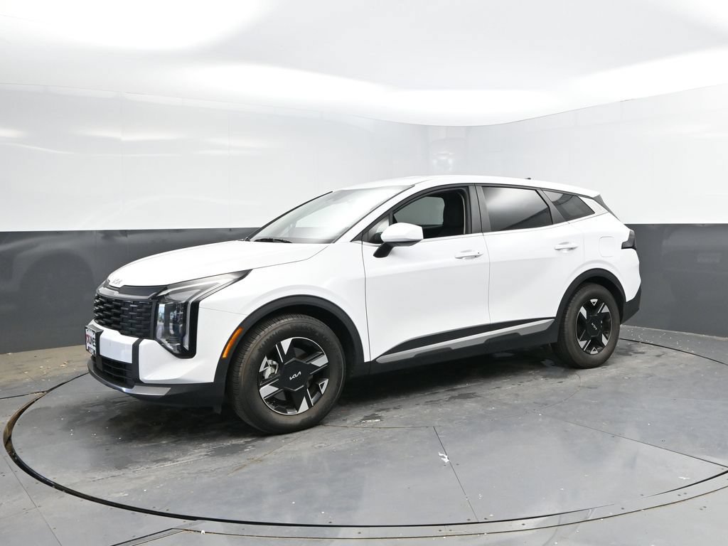 Used 2026 Kia Sportage LX FWD image 7