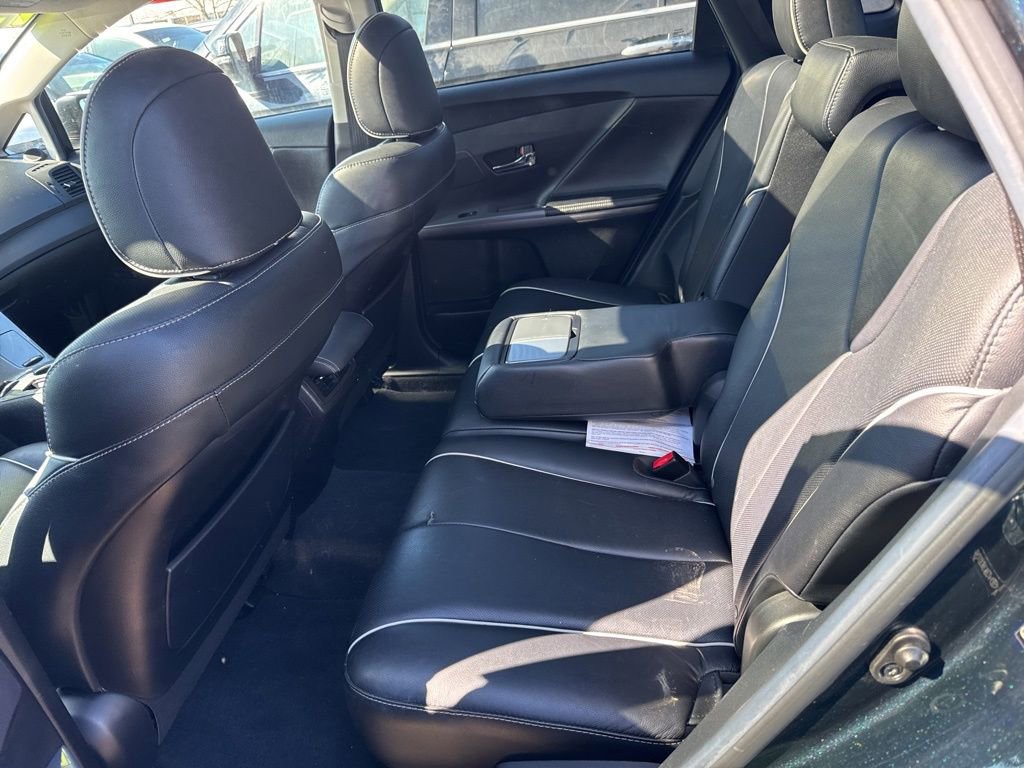 Used 2014 Toyota Venza Limited w/ Tow Prep Package image 11