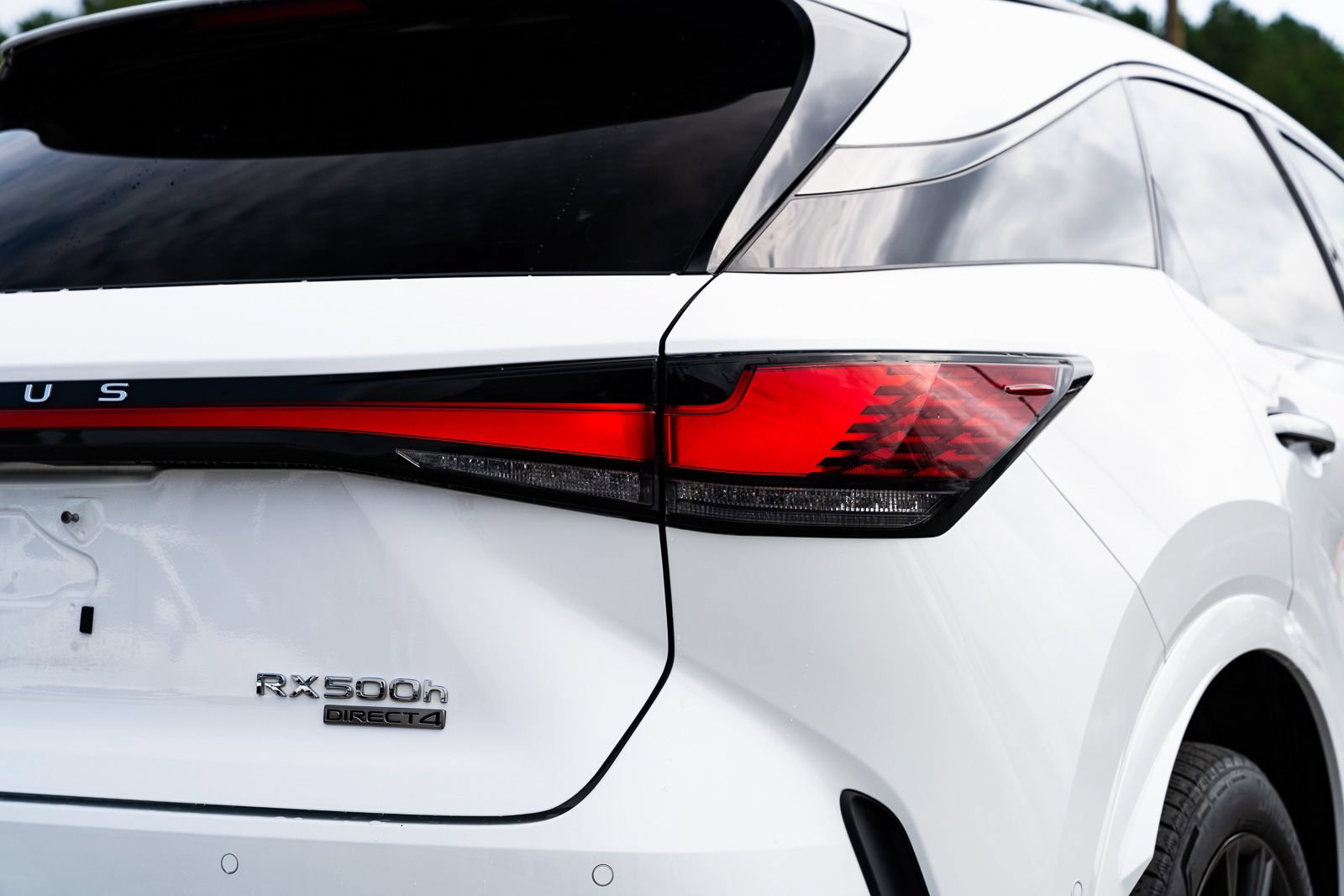 Used 2023 Lexus RX 500h F Sport w/ Cold Area Package AWD/4WD image 15