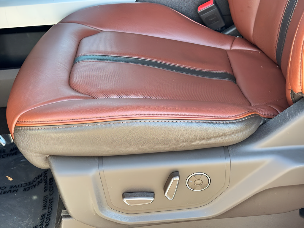 Used 2019 Ford F150 King Ranch w/ Equipment Group 601A Luxury AWD/4WD image 28