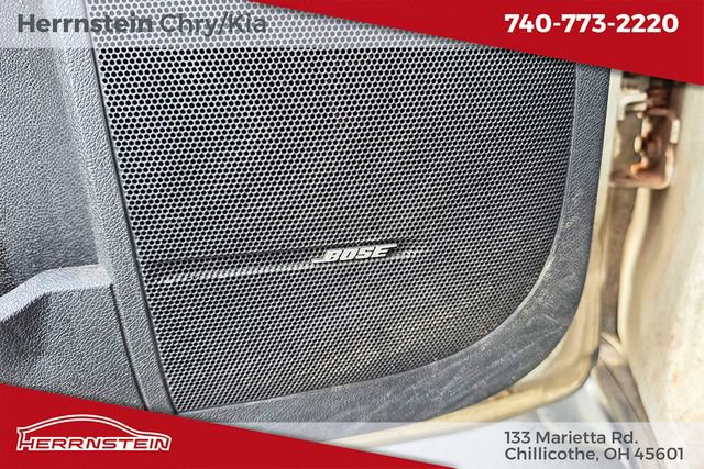 Used 2015 Chevrolet Traverse LT image 18