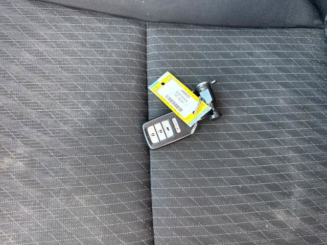 Used 2020 Honda Fit EX image 29