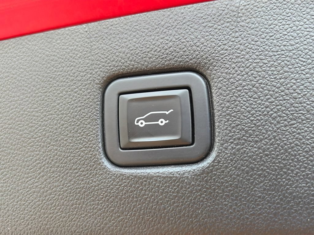 Used 2021 Chevrolet Blazer RS FWD image 8