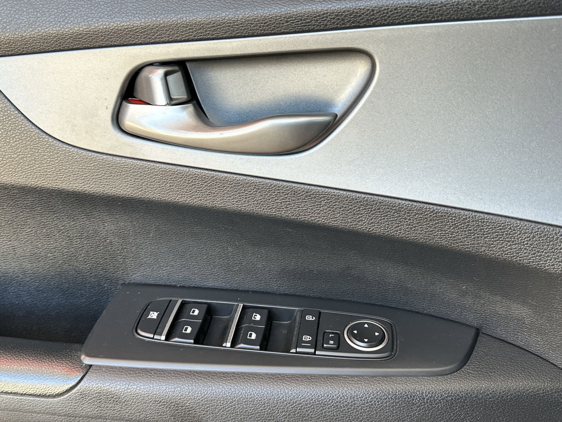 Used 2021 Kia Forte LXS image 15