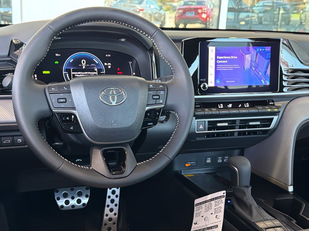 Certified 2026 Toyota Camry SE w/ Convenience Package FWD image 32