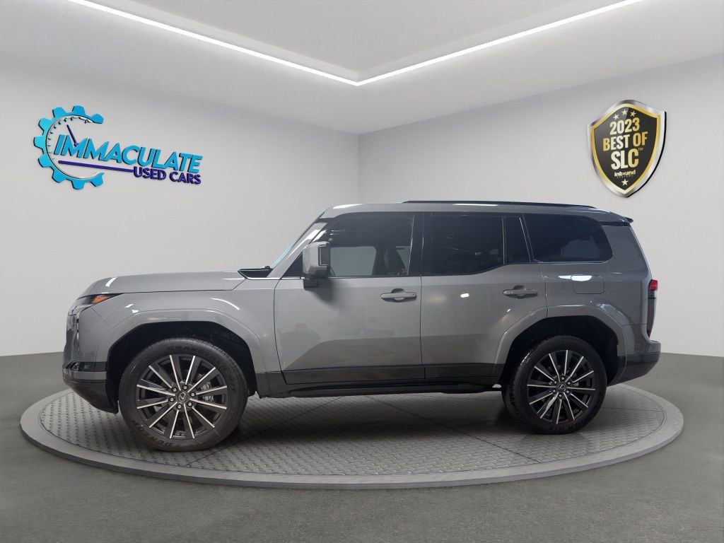 Used 2026 Lexus GX 550 w/ Accessory Package (2T) AWD/4WD image 2
