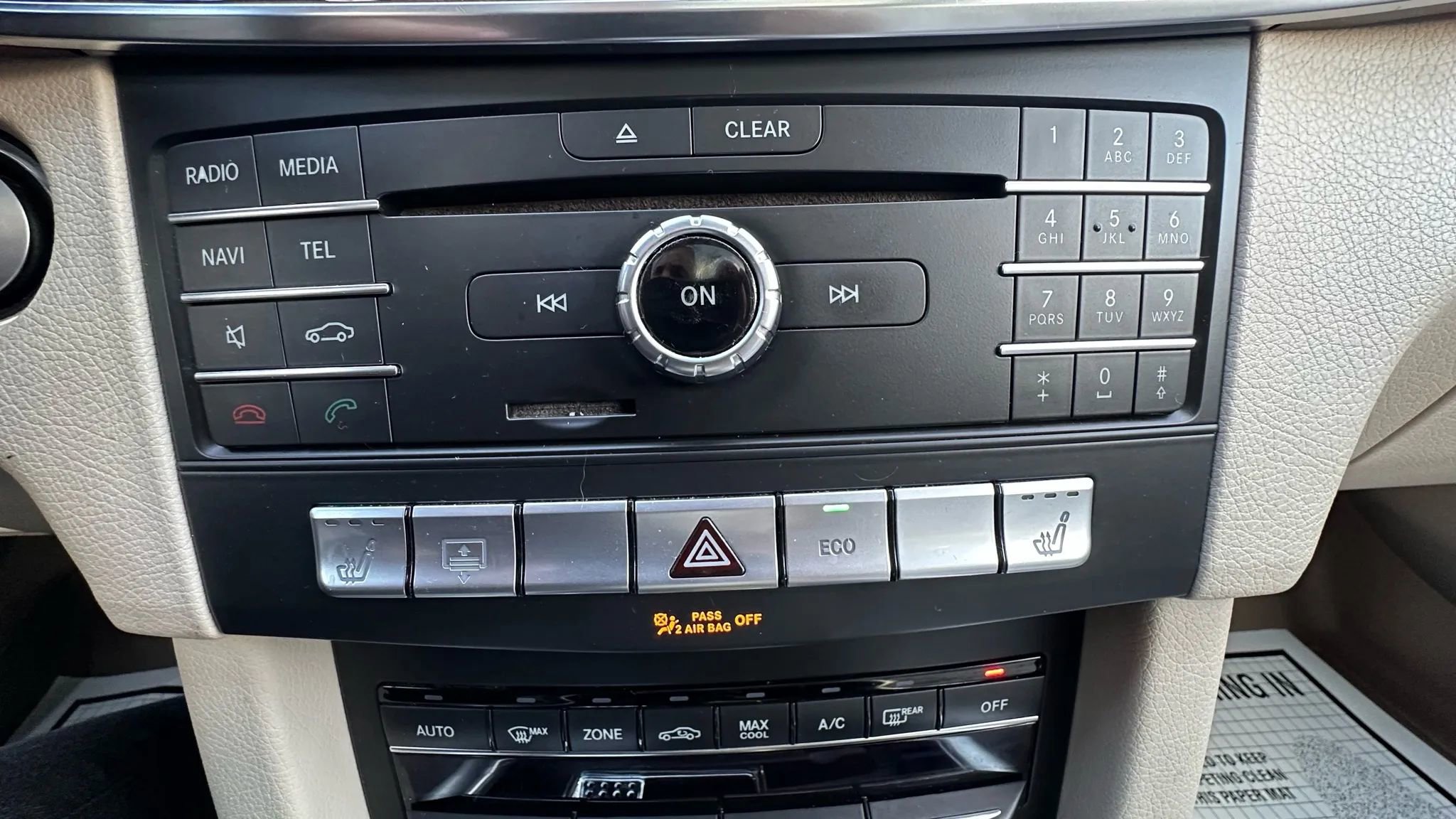 Used 2016 Mercedes-Benz E 350 4MATIC Sedan image 19