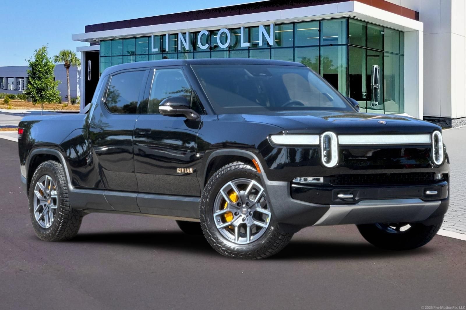 Used 2022 Rivian R1T Adventure Quad AWD/4WD image 2