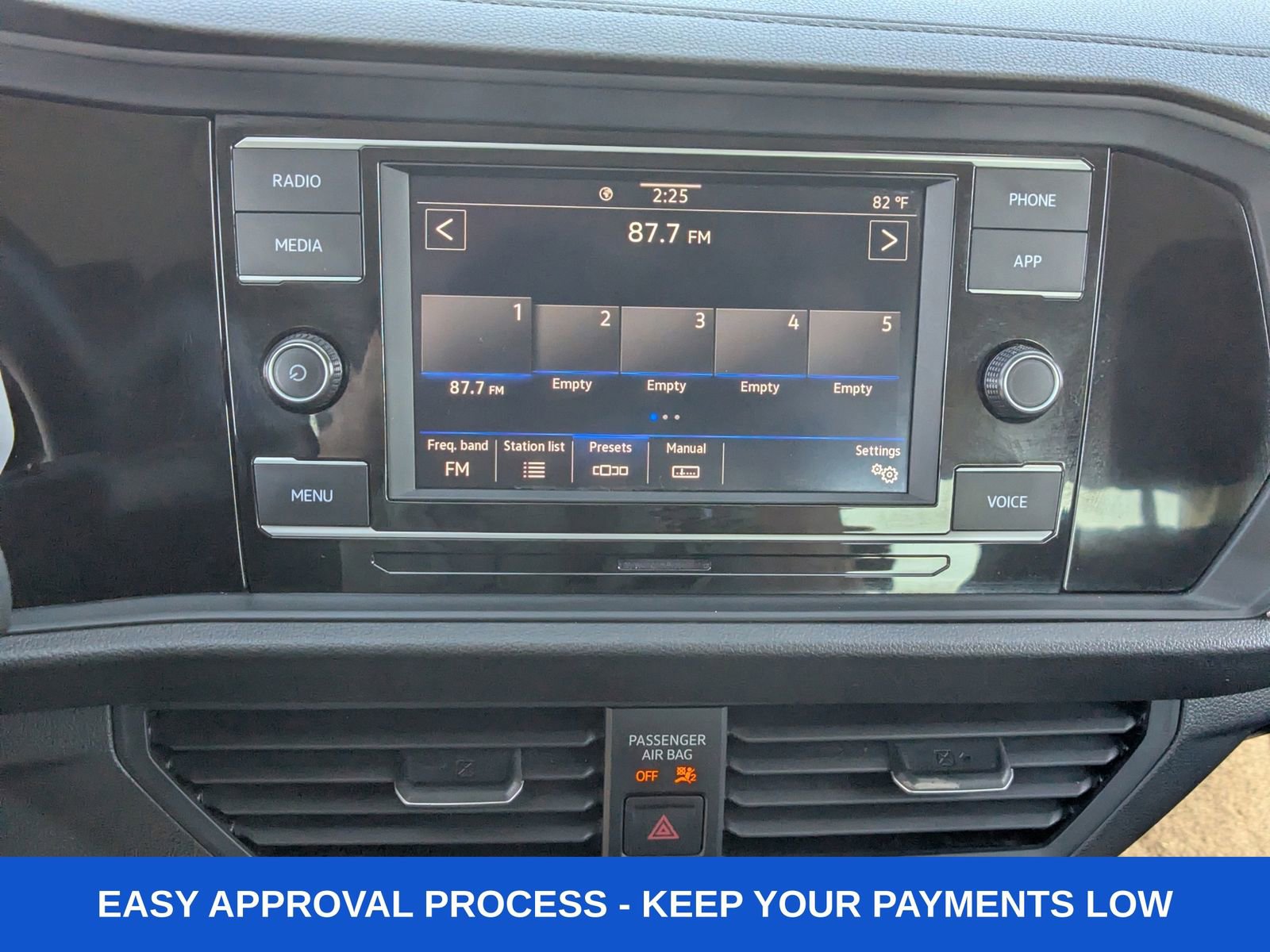 Used 2024 Volkswagen Jetta S image 25