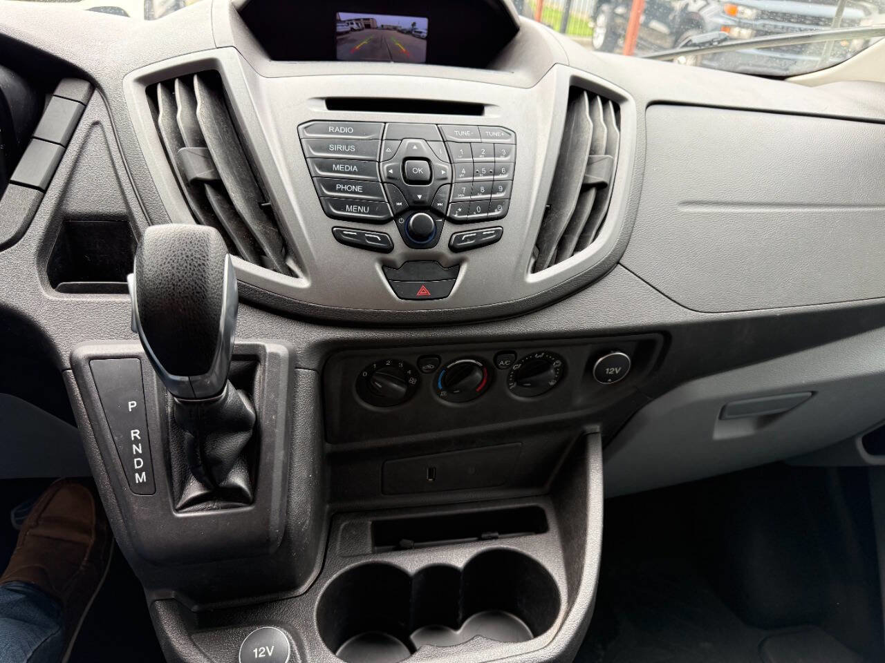 Used 2017 Ford Transit 150 XL RWD image 17