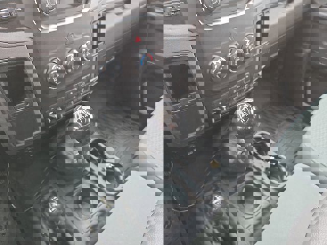 Used 2017 RAM 3500 Tradesman w/ Chrome Appearance Group image 16