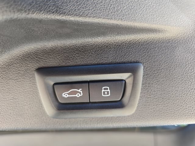 Used 2024 BMW X5 xDrive40i w/ Parking Assistance Package AWD/4WD image 16