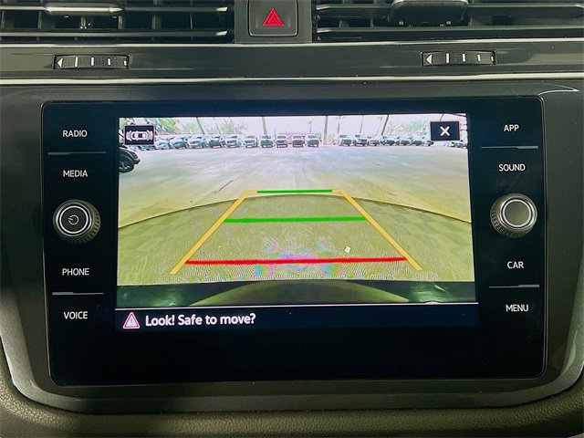 Used 2023 Volkswagen Tiguan SE R-Line image 21