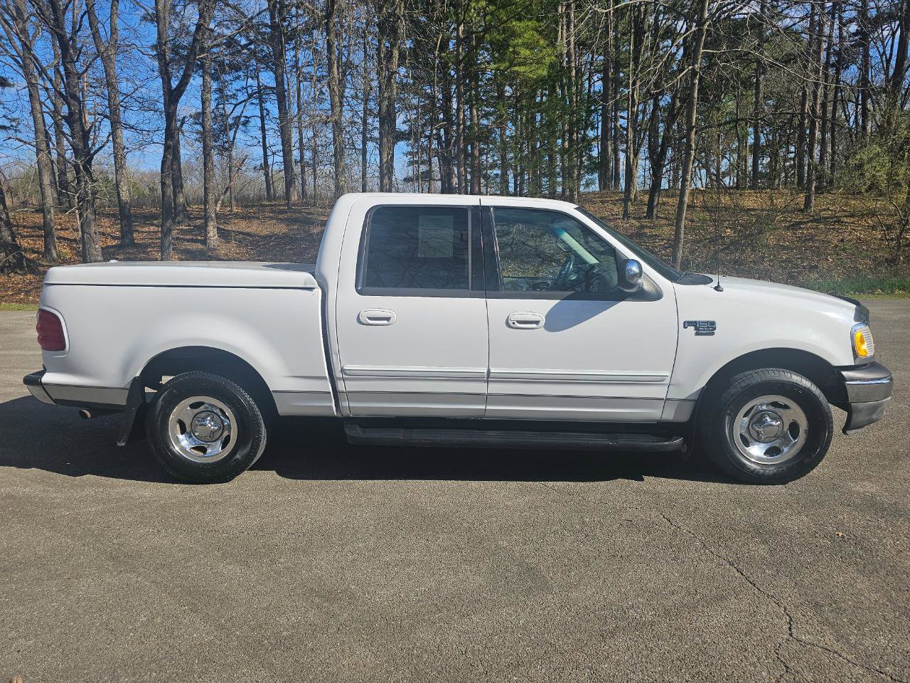 Used 2001 Ford F150 XLT image 4